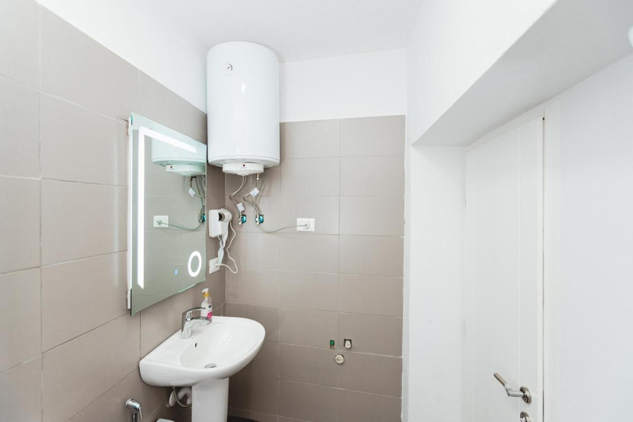 New Apartment At New Bazaar - Tirana City Center Exteriör bild